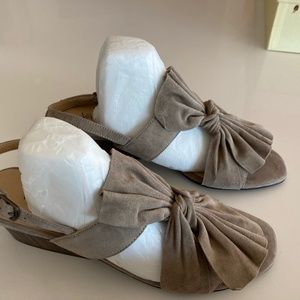 New Vaneli dressy suede sandals
